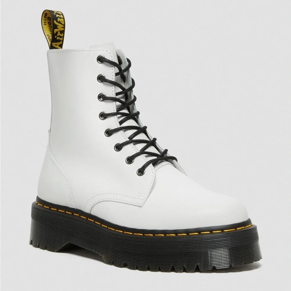 Dr.Martens JADON SMOOTH LEATHER PLATFORM BOOTS